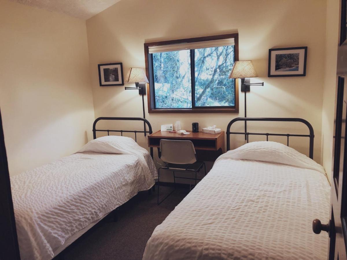 The Smith Creek Village Outdoor Hotel At Silver Falls State Park Sublimity Экстерьер фото