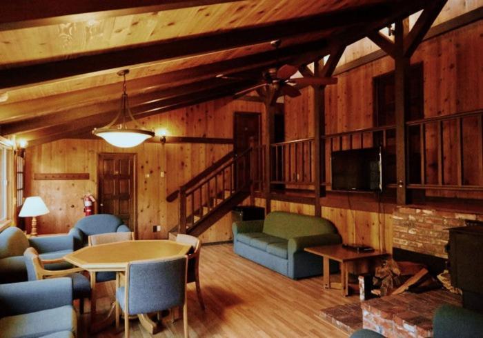 The Smith Creek Village Outdoor Hotel At Silver Falls State Park Sublimity Экстерьер фото